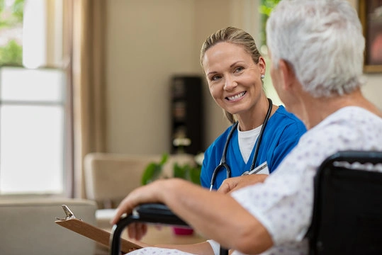 Empresa de home care com cuidador de idosos em Recife
